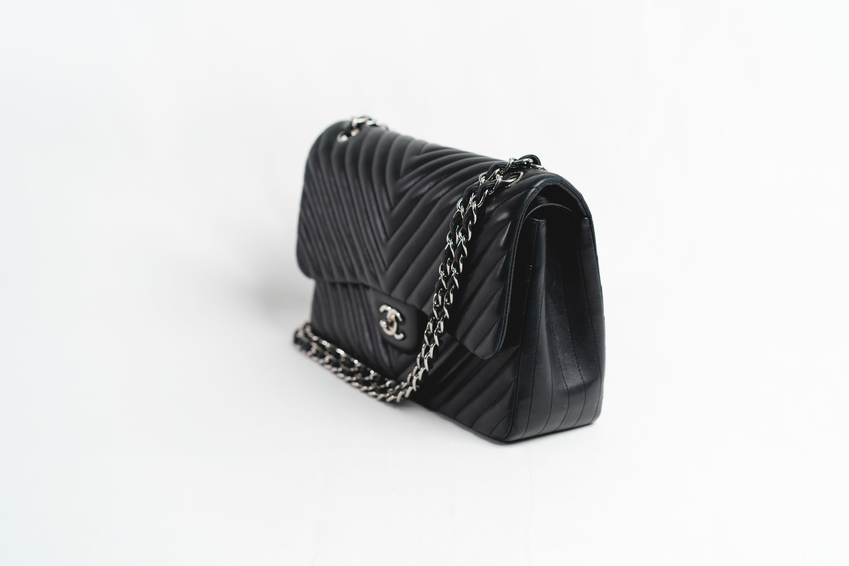 Classic Jumbo Chevron Double Flap Bag